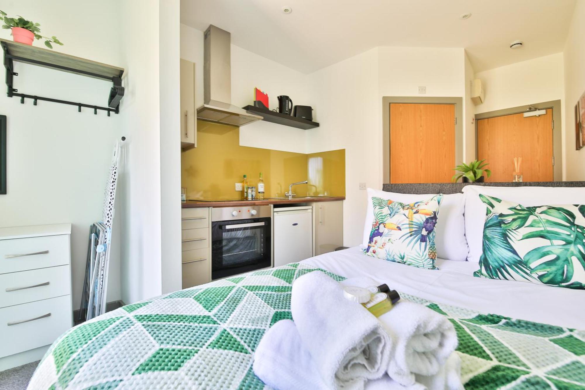 Princess Lofts City Centre Studios With Nespresso Coffee Machines & New Fast Wifi By Stayright Swansea Zewnętrze zdjęcie
