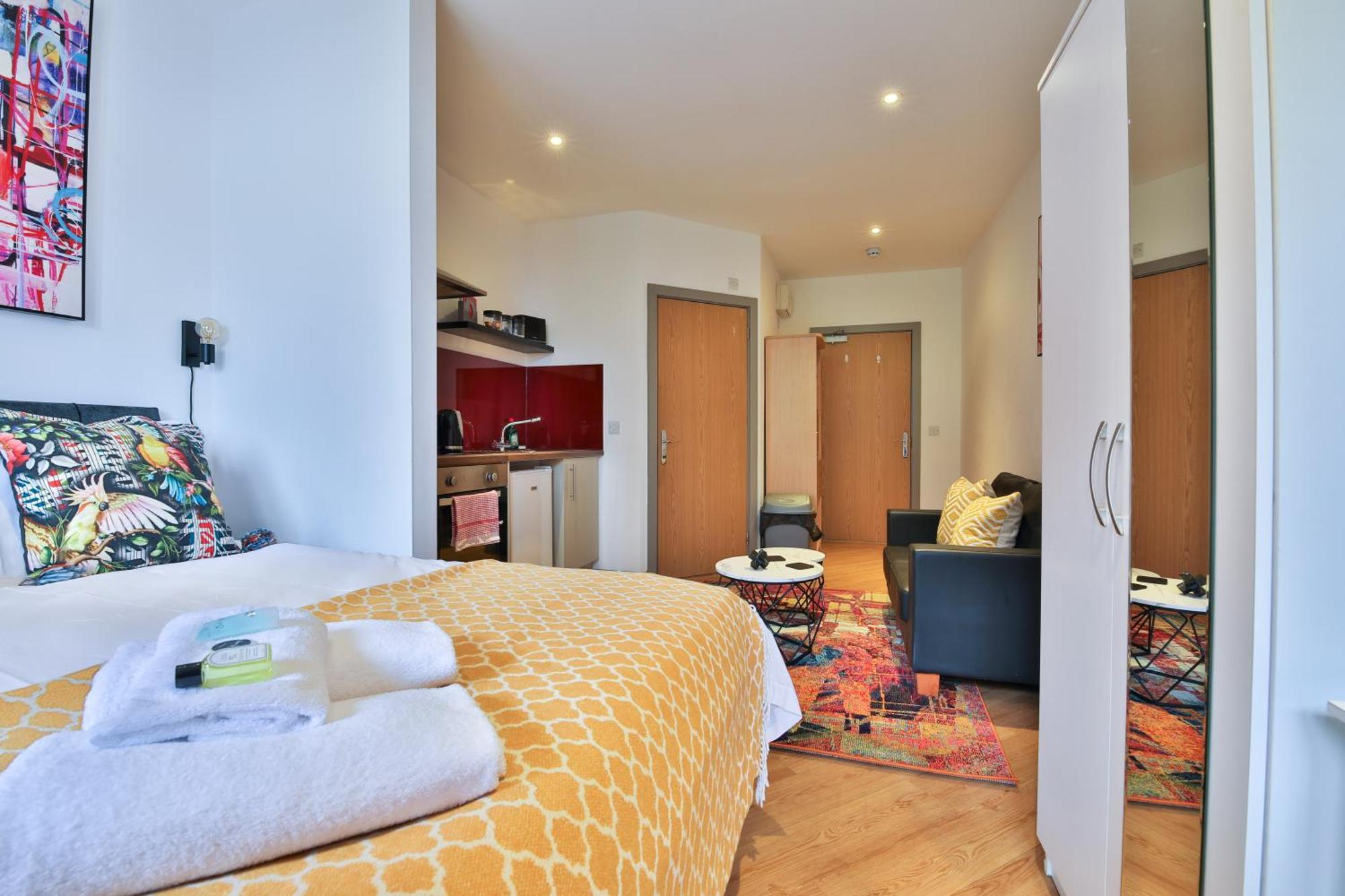 Princess Lofts City Centre Studios With Nespresso Coffee Machines & New Fast Wifi By Stayright Swansea Zewnętrze zdjęcie