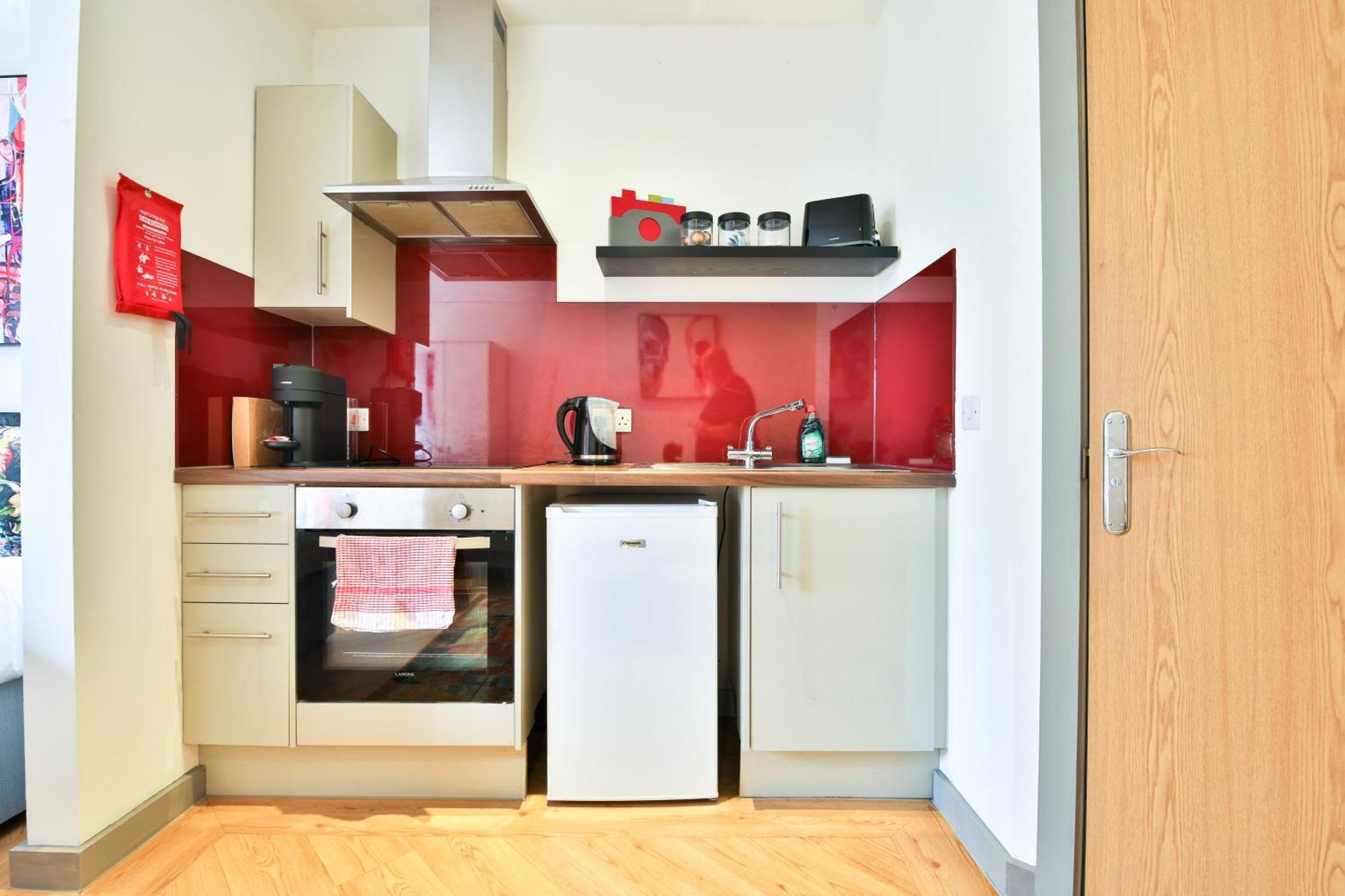 Princess Lofts City Centre Studios With Nespresso Coffee Machines & New Fast Wifi By Stayright Swansea Zewnętrze zdjęcie