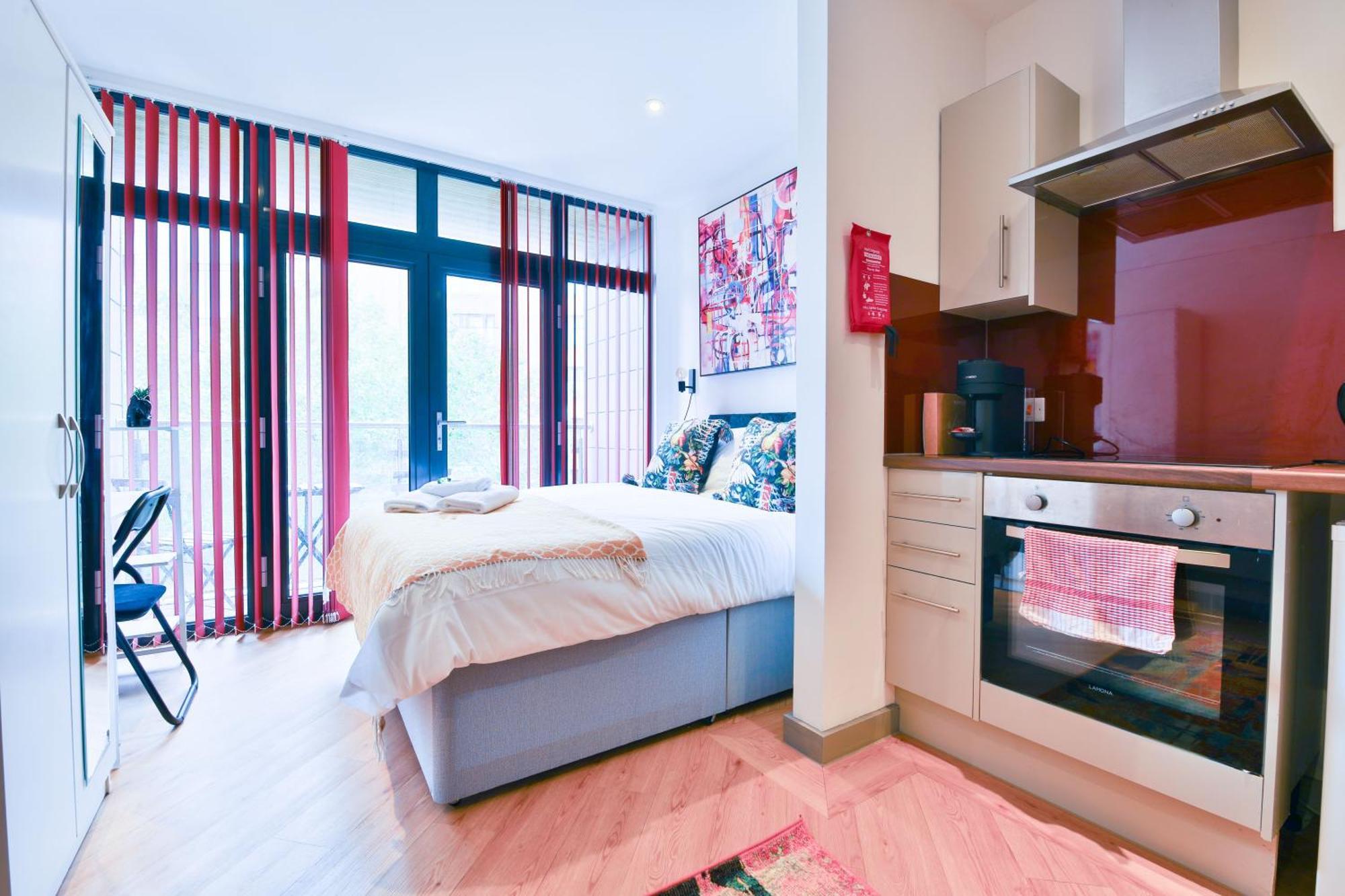 Princess Lofts City Centre Studios With Nespresso Coffee Machines & New Fast Wifi By Stayright Swansea Zewnętrze zdjęcie