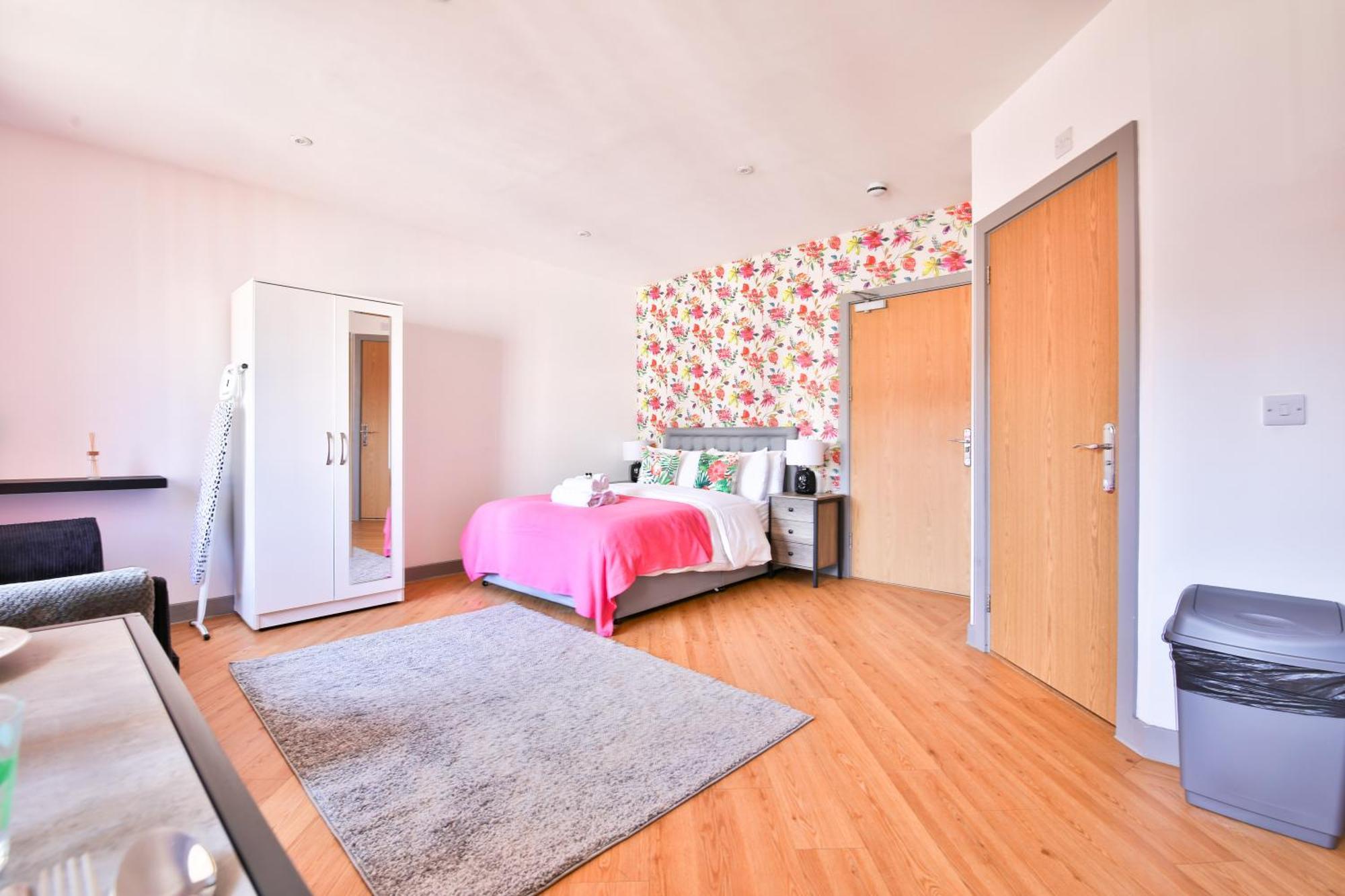 Princess Lofts City Centre Studios With Nespresso Coffee Machines & New Fast Wifi By Stayright Swansea Zewnętrze zdjęcie